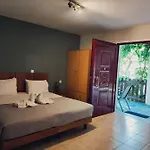 Calderimi Lefkada Lägenhet Nidhrion
